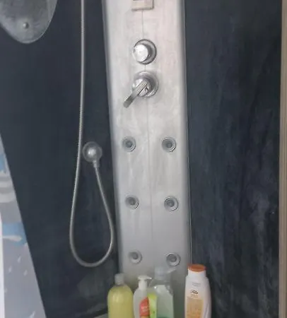 Big Bed, Rumenacka 7 Διαμέρισμα *